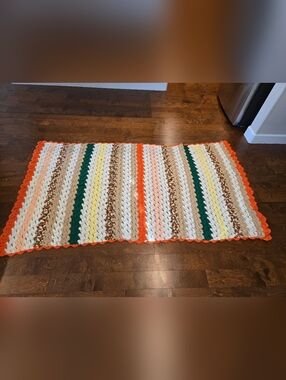 Crochet Knit Handmade Afghan Throw Blanket Beautiful Fall Warm Snuggles 90x50